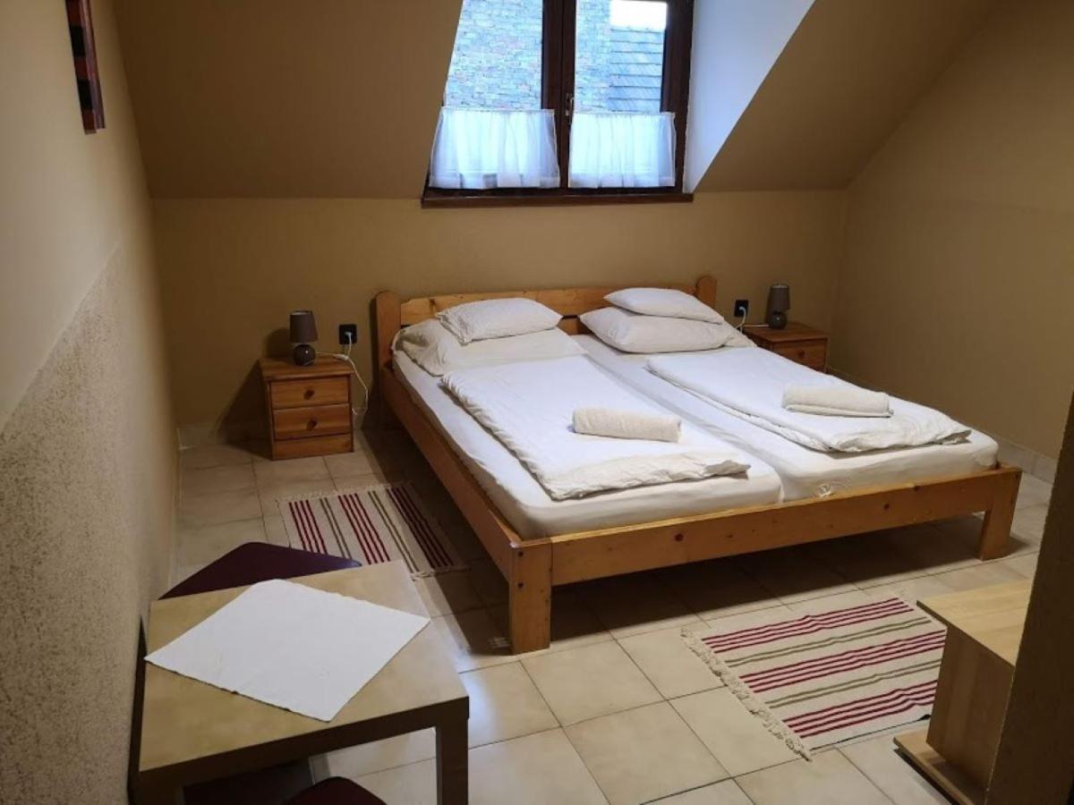 Szekely Vendeghaz Hotell Esztergom Eksteriør bilde